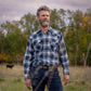 Men's long-sleeve western shirt. Plaid pattern. Pearl snaps.
